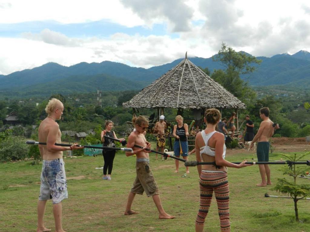 Pai Circus Hostel Εξωτερικό φωτογραφία
