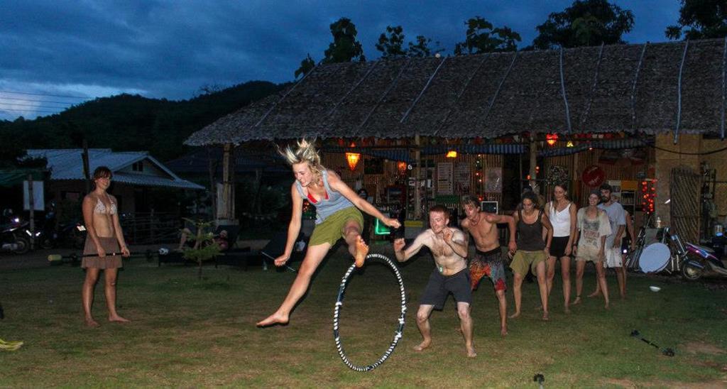 Pai Circus Hostel Εξωτερικό φωτογραφία
